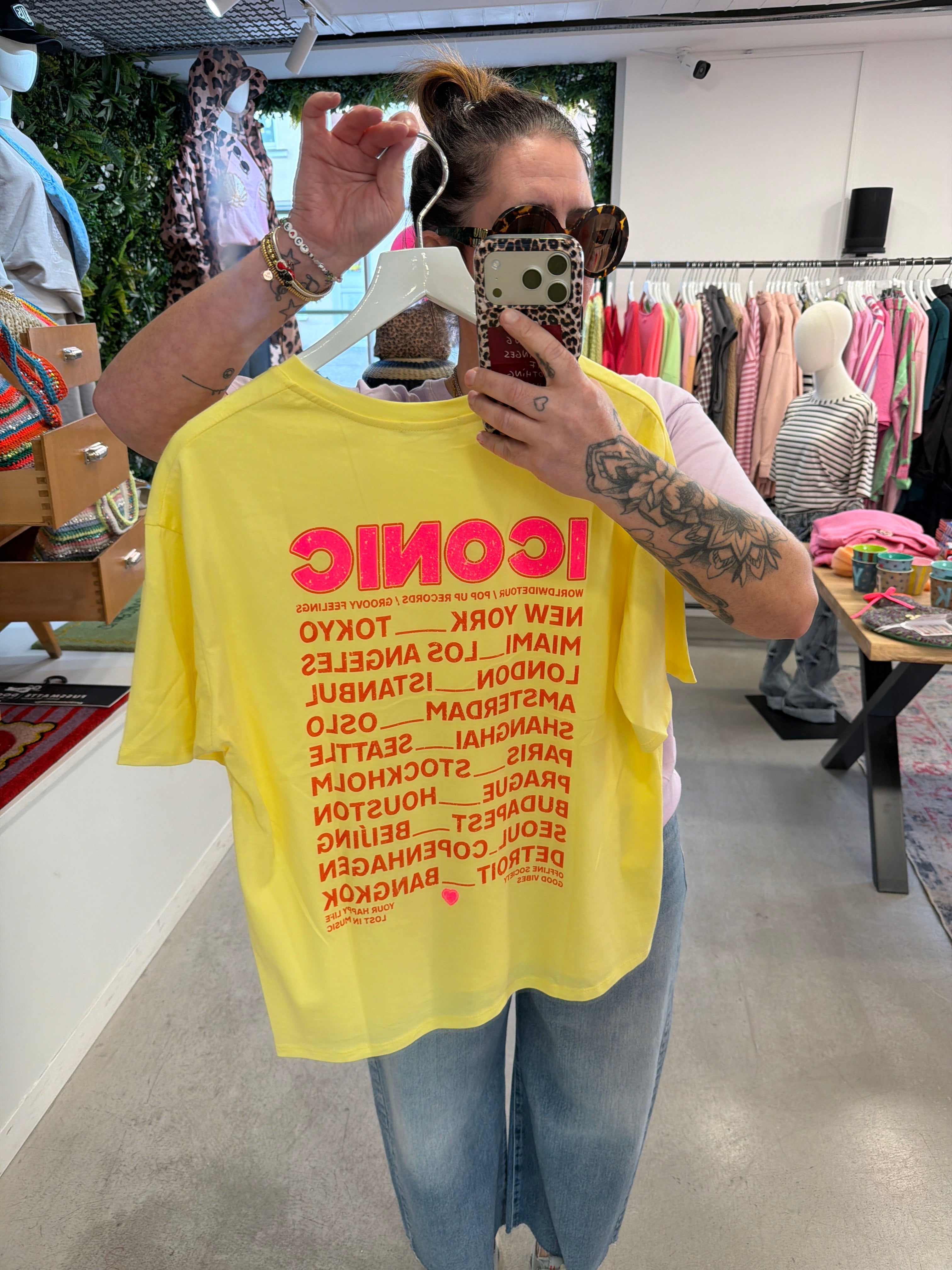 T-Shirt Iconic