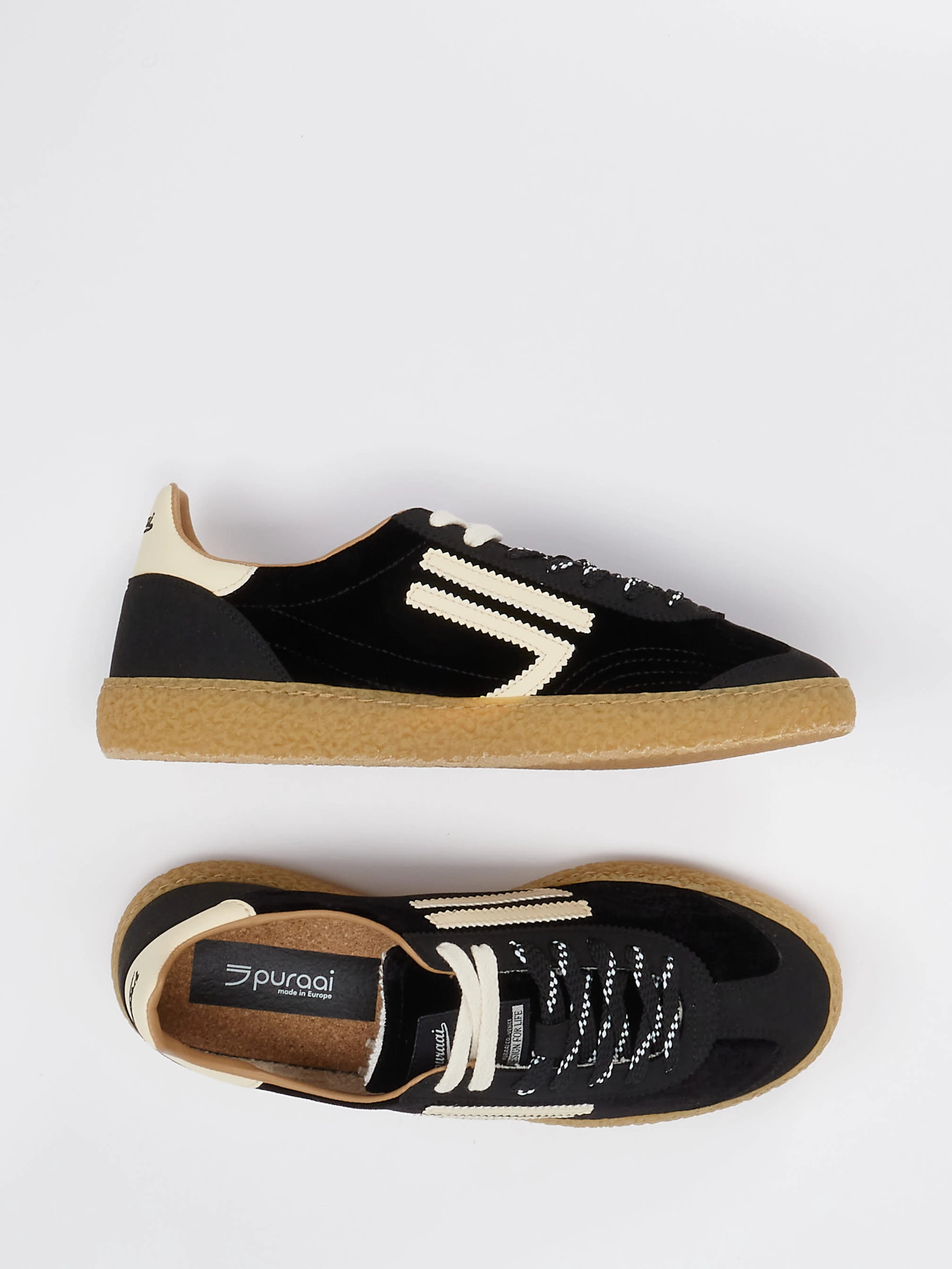 Sneaker Caviar puraai