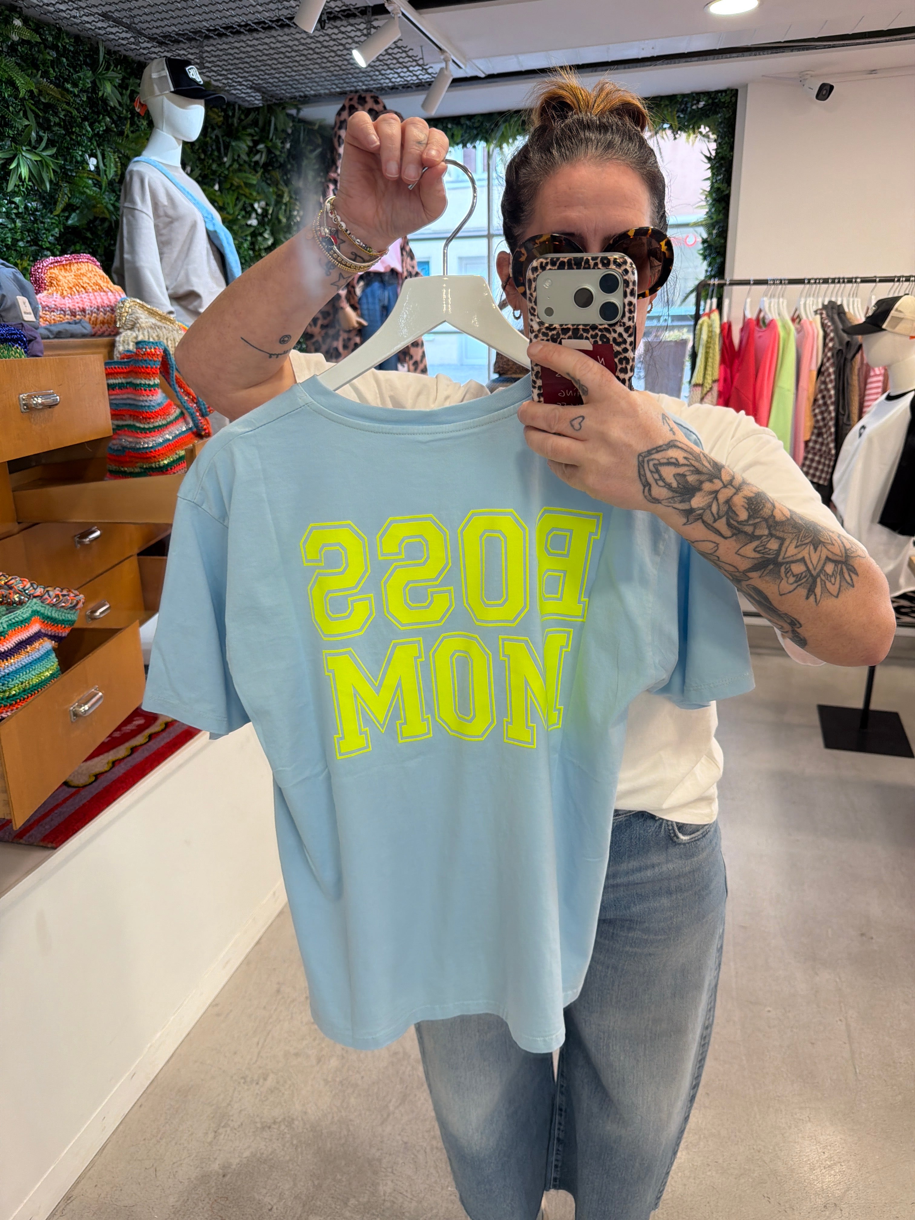 T-Shirt Boss Mom