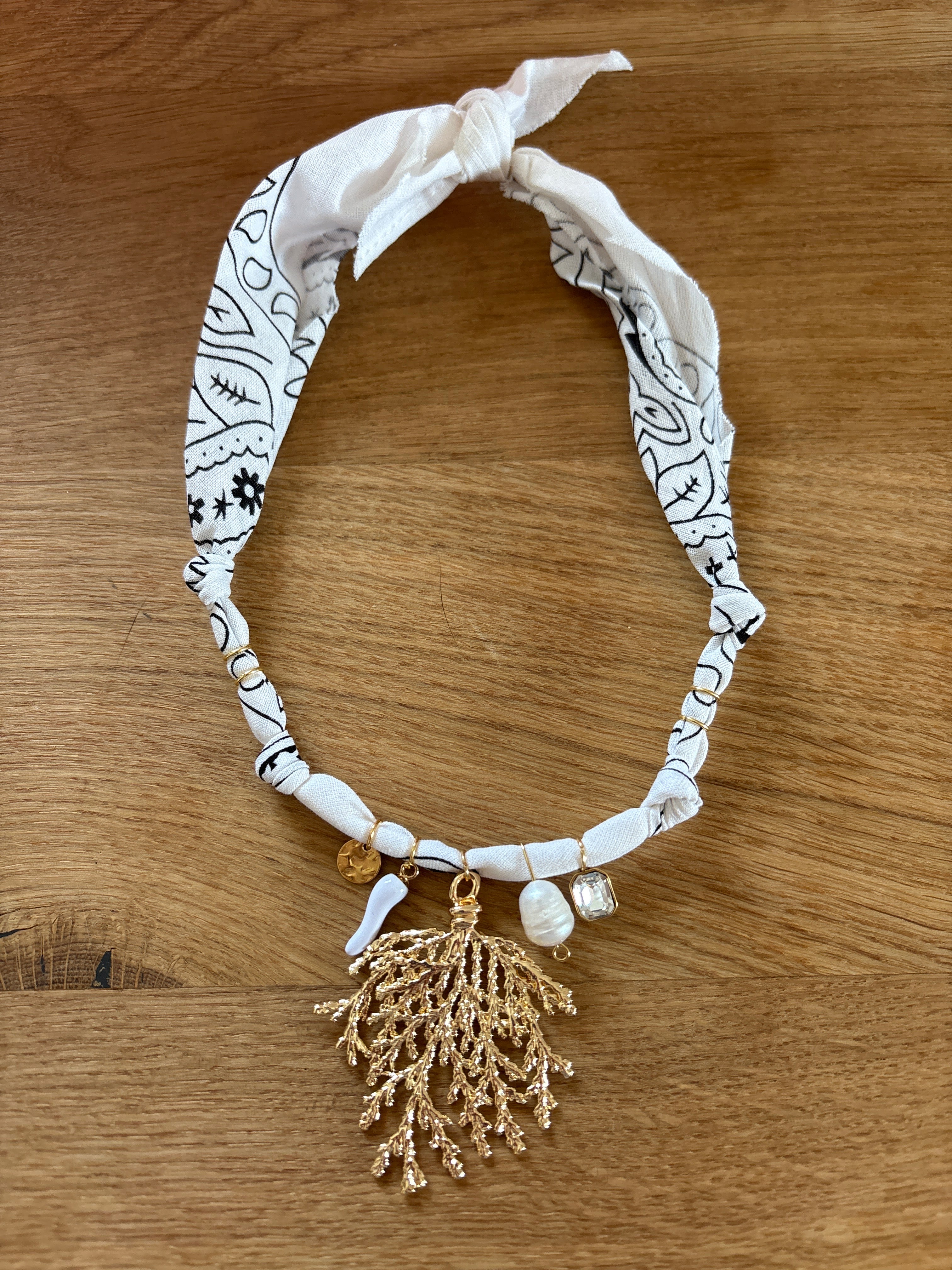Kette Bandana weiß