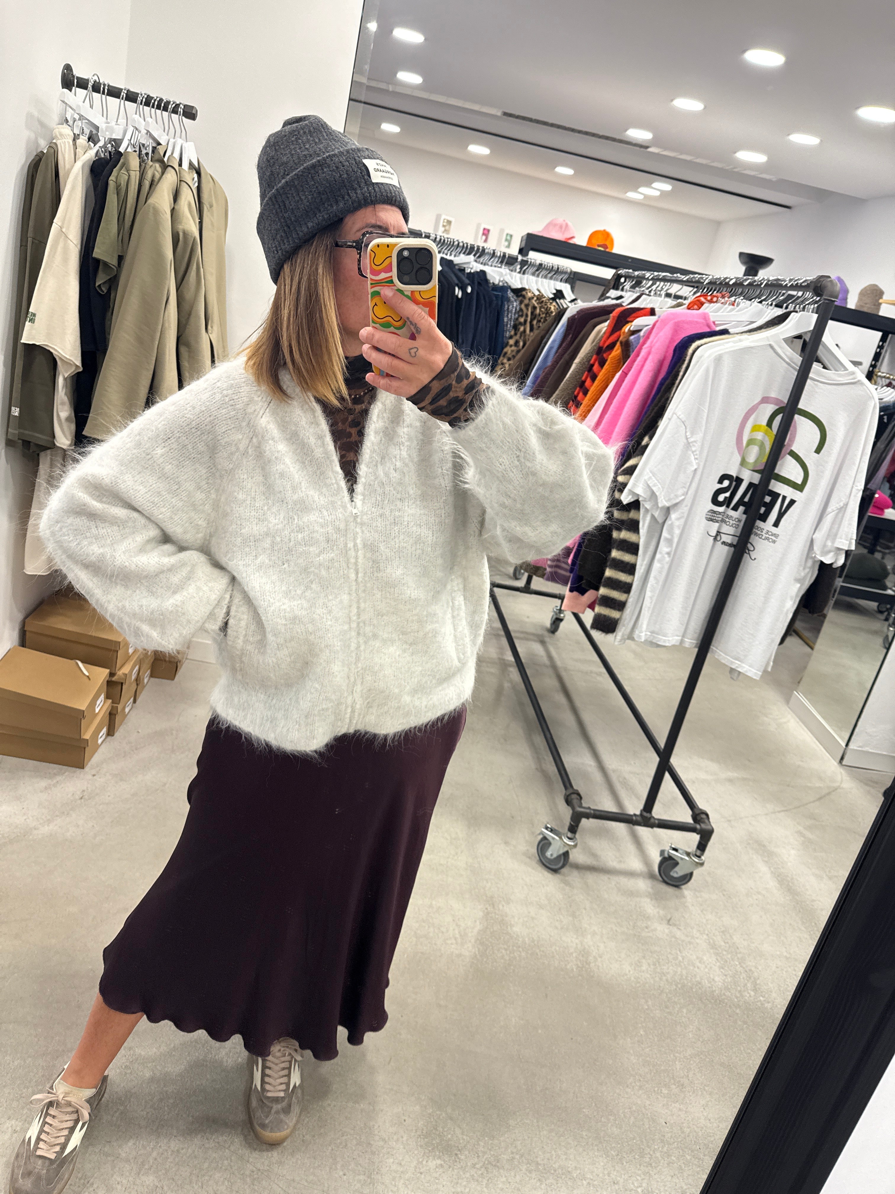 Cardigan AMV Niby