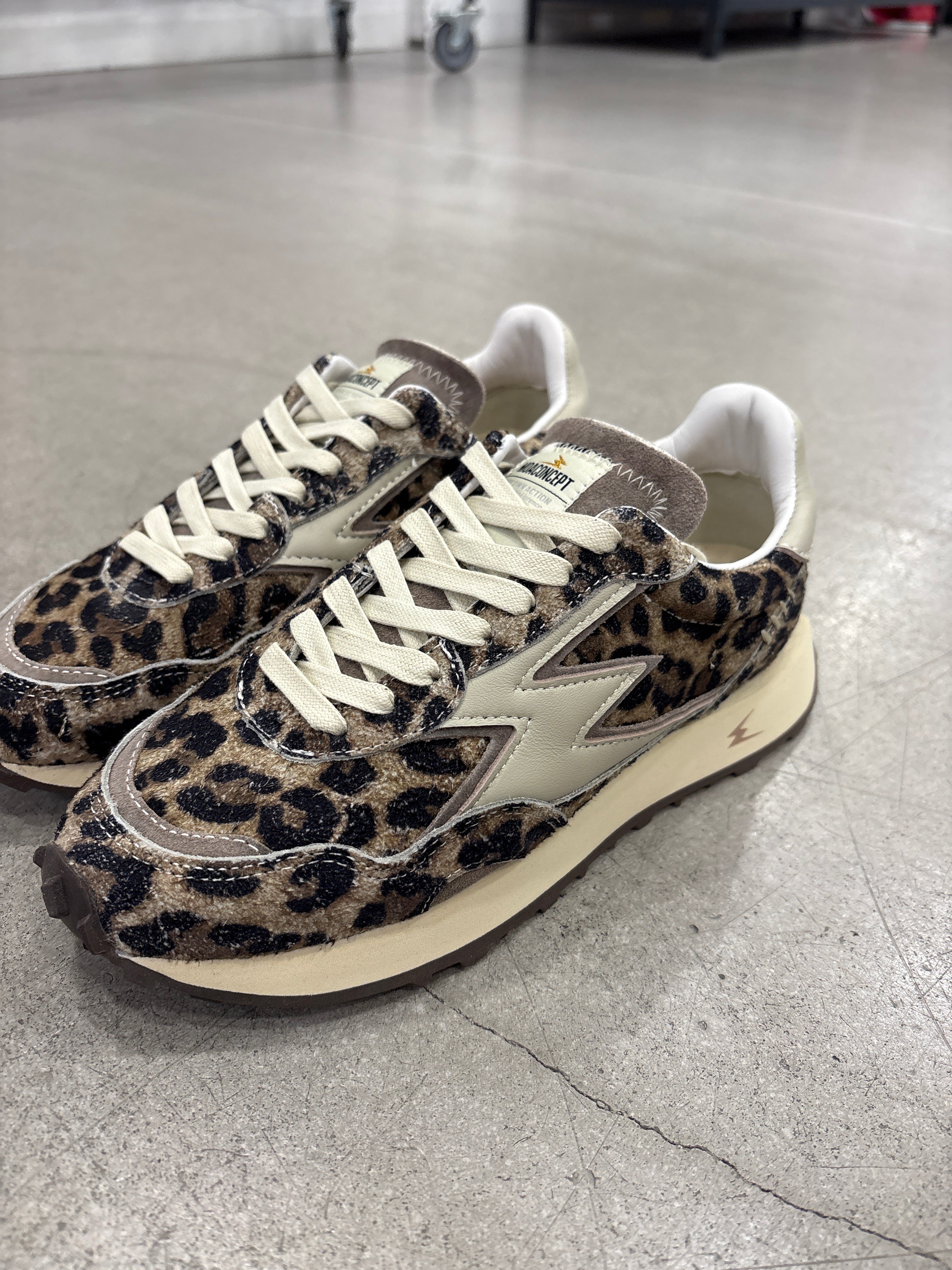 Moa Hype leo sneaker