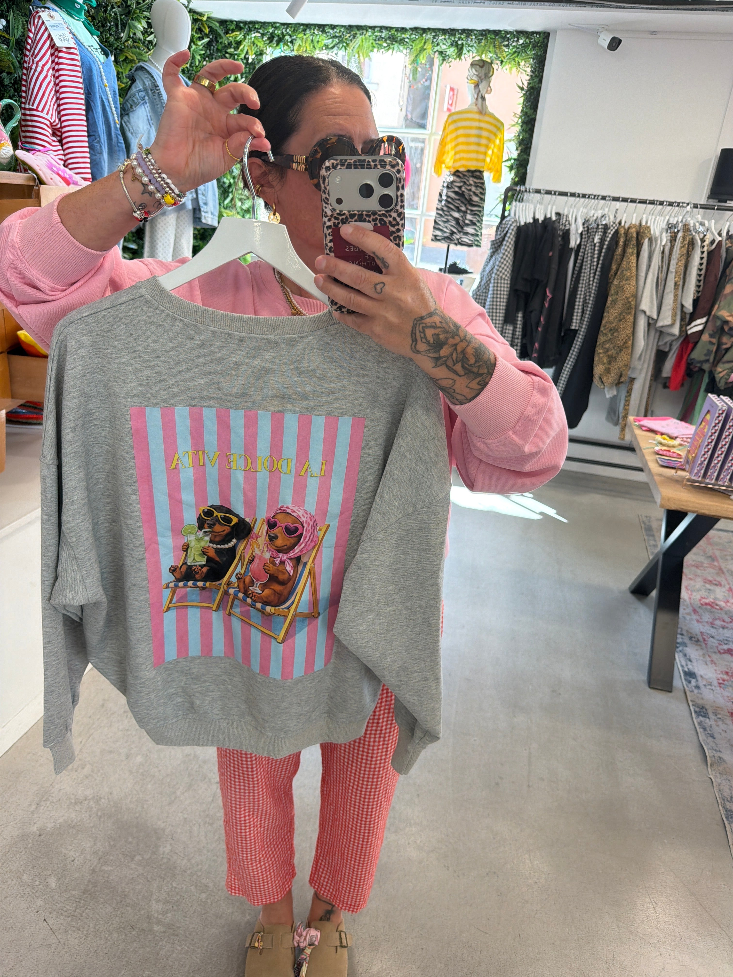 Mom Sweater Iconic