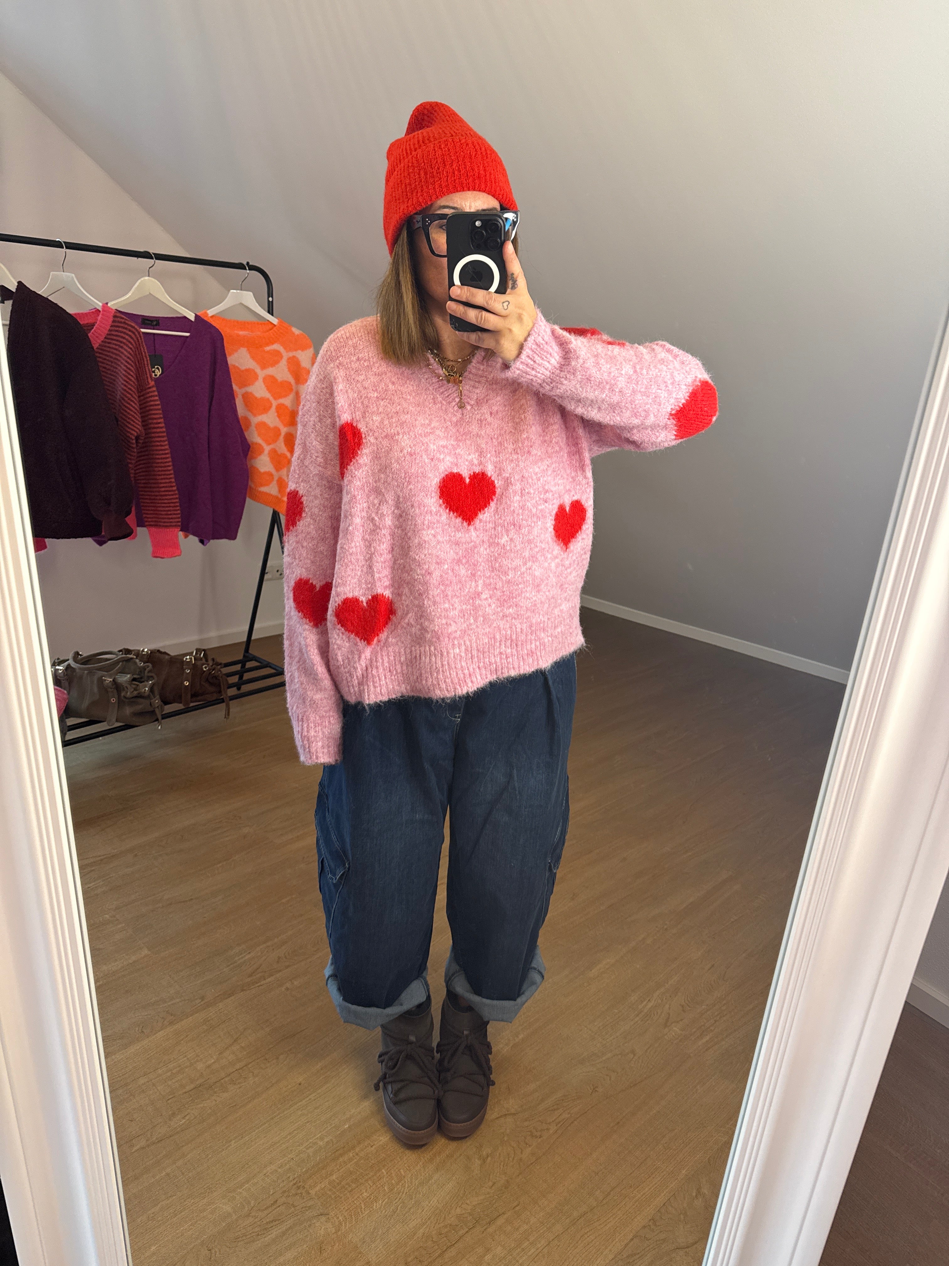 Pullover Heart