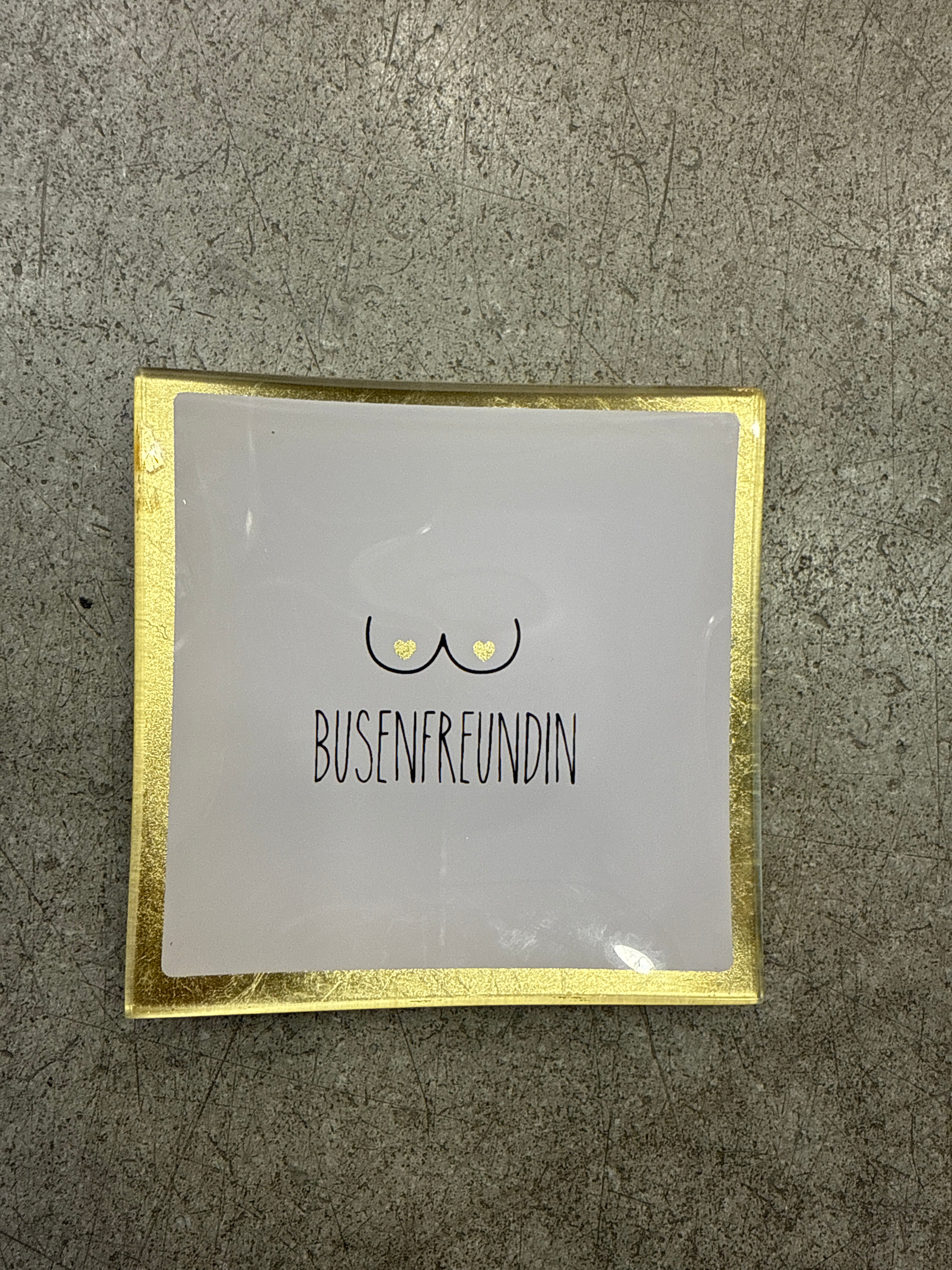 Love Plates Busenfreundin