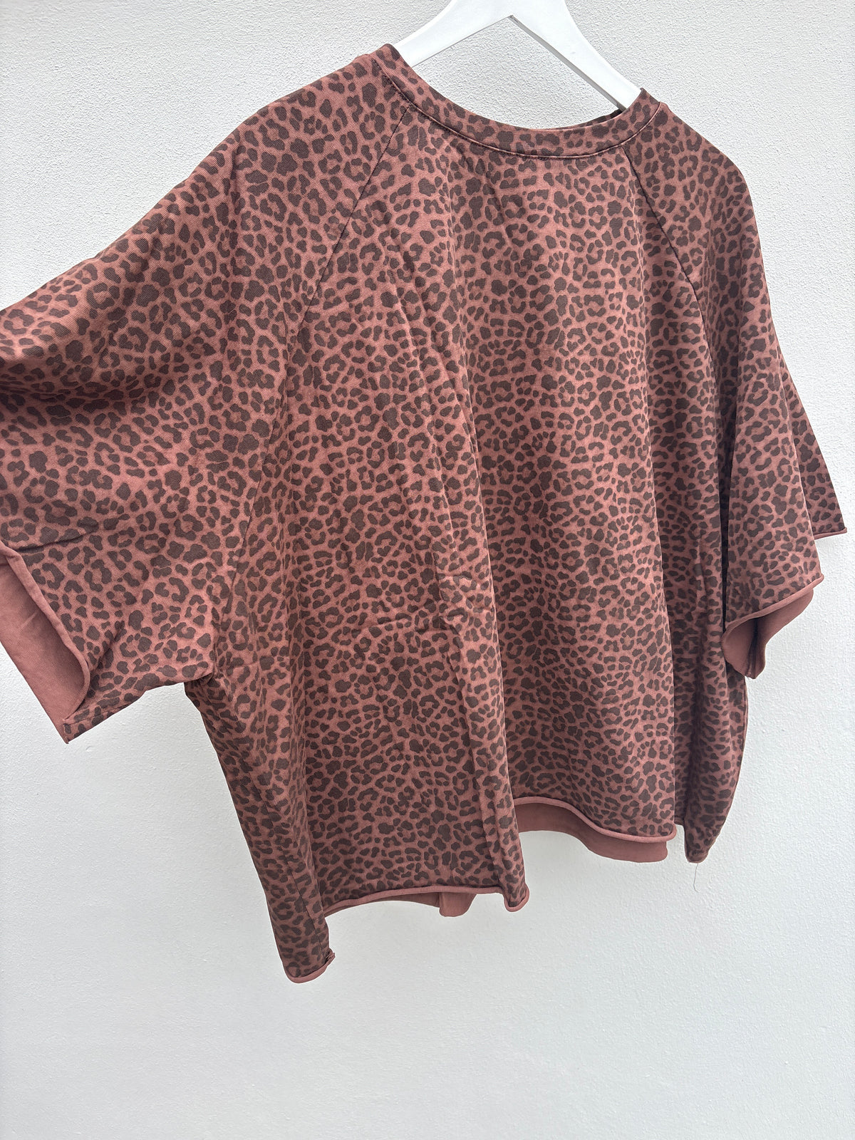 T Shirt Leo