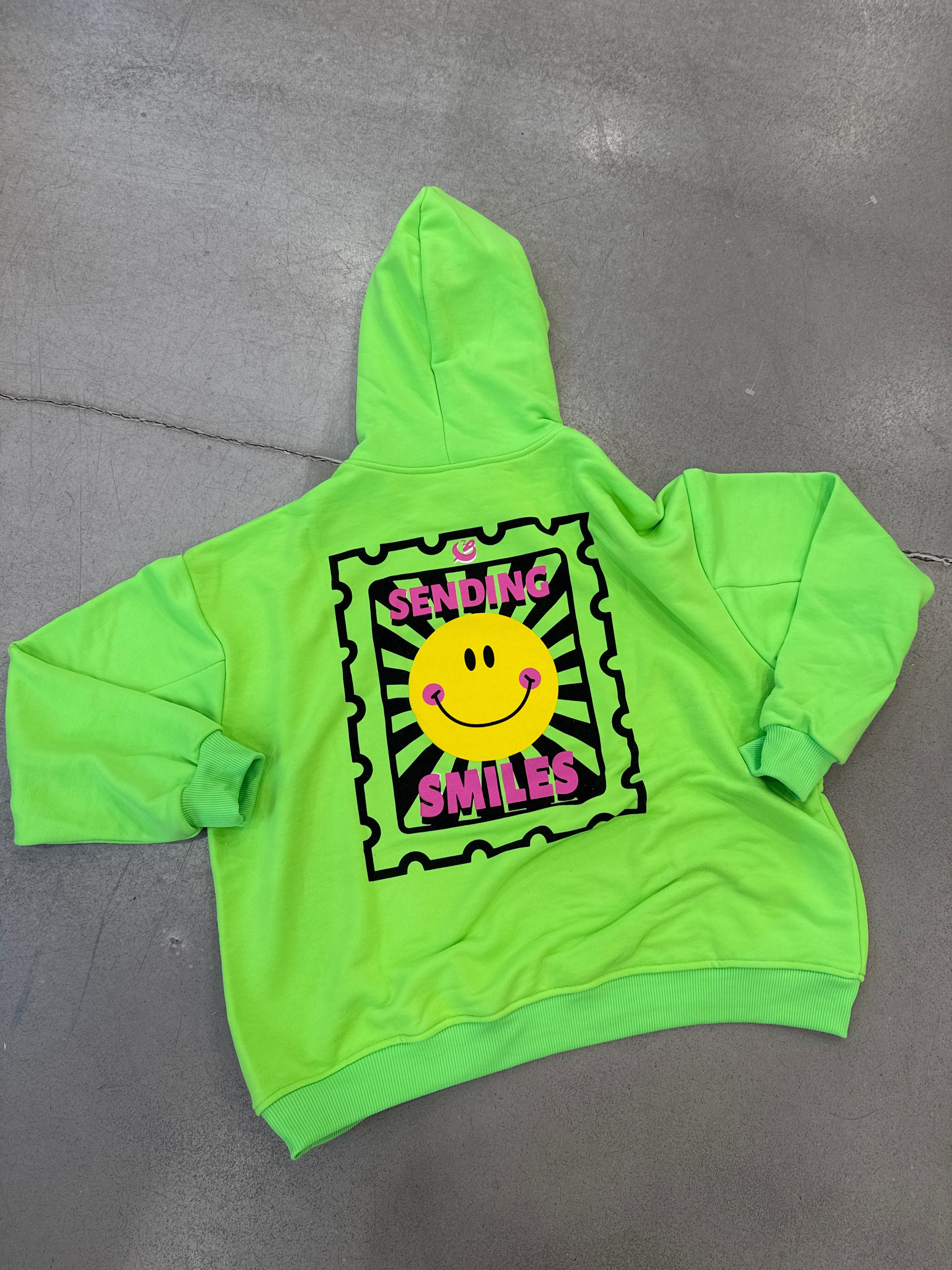 Hoodie Sending Smiles