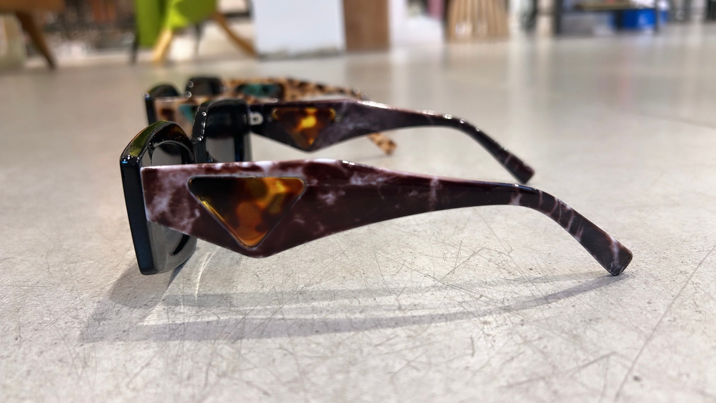 ACC Sonnenbrille Dreieck