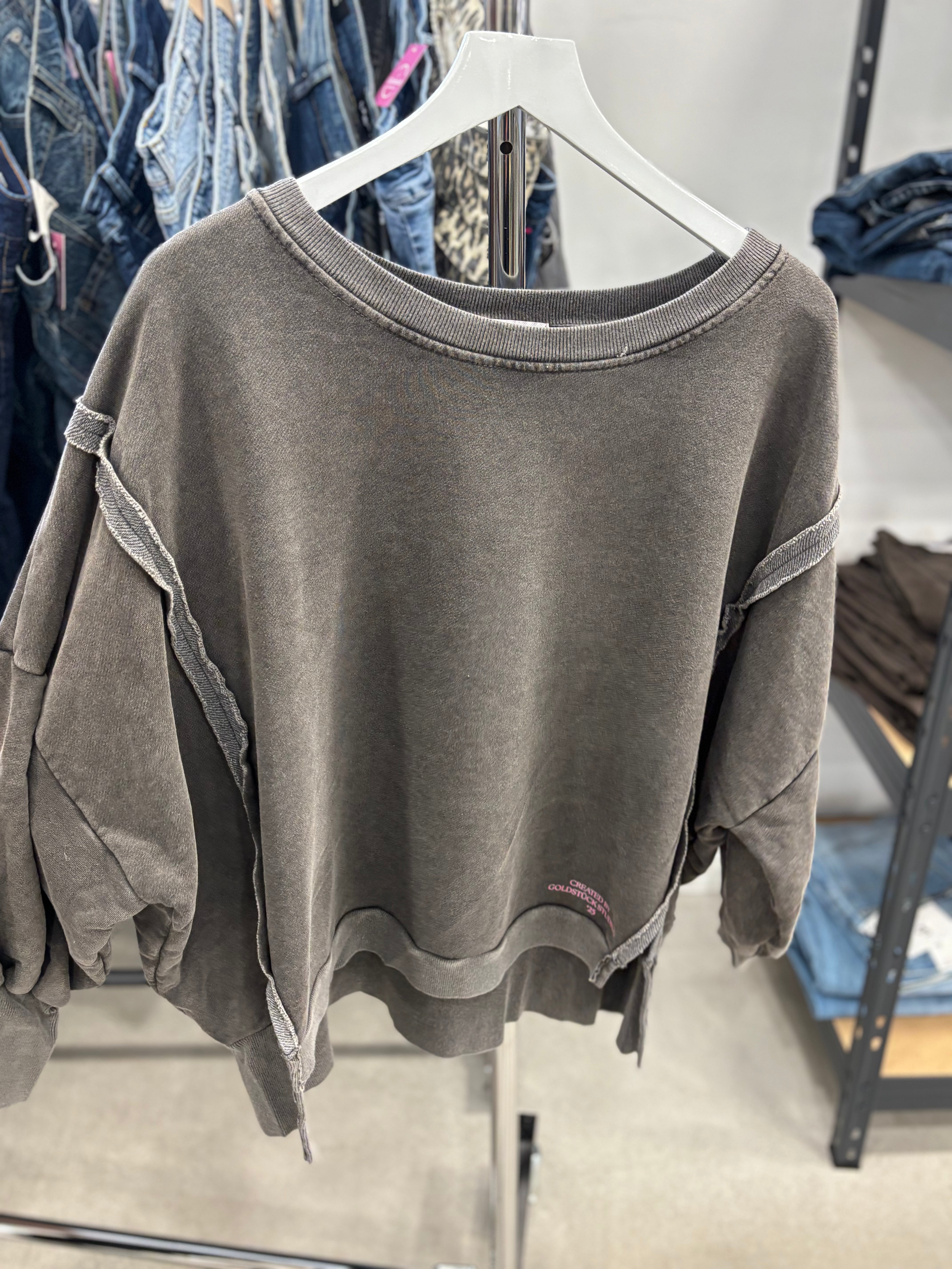 Pullover Nobody Gives a F
