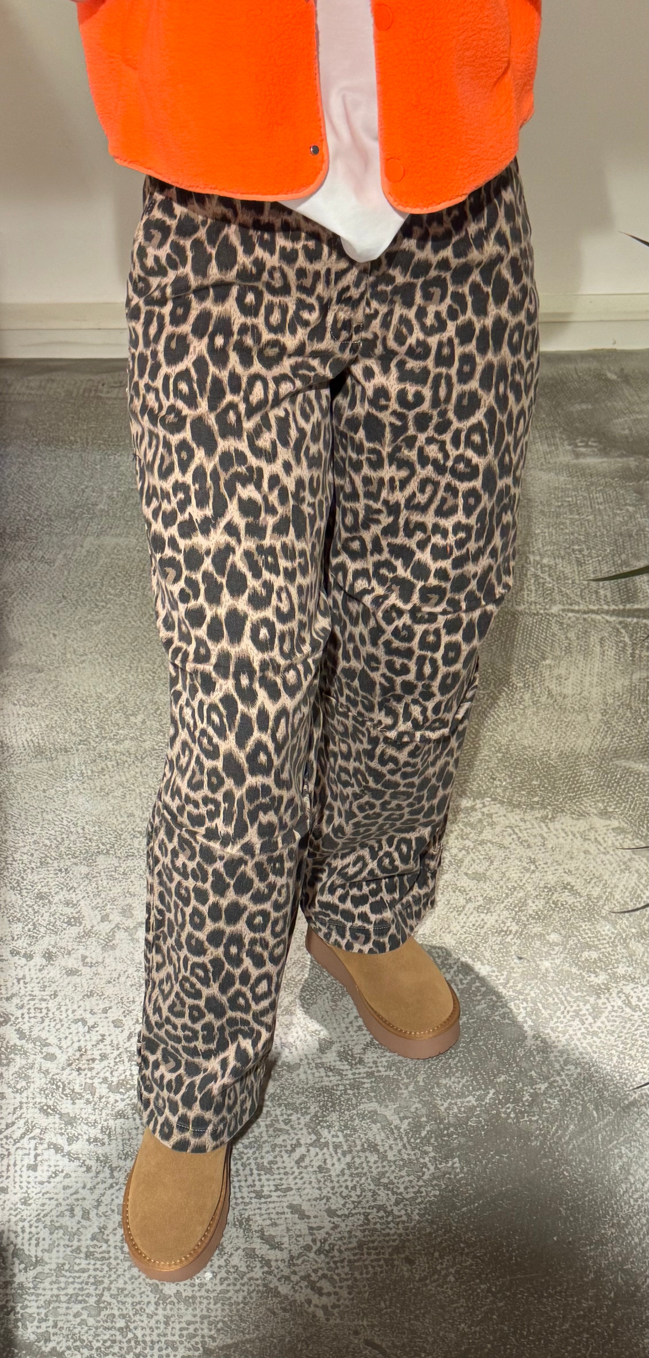 Hose CWJ Leopard