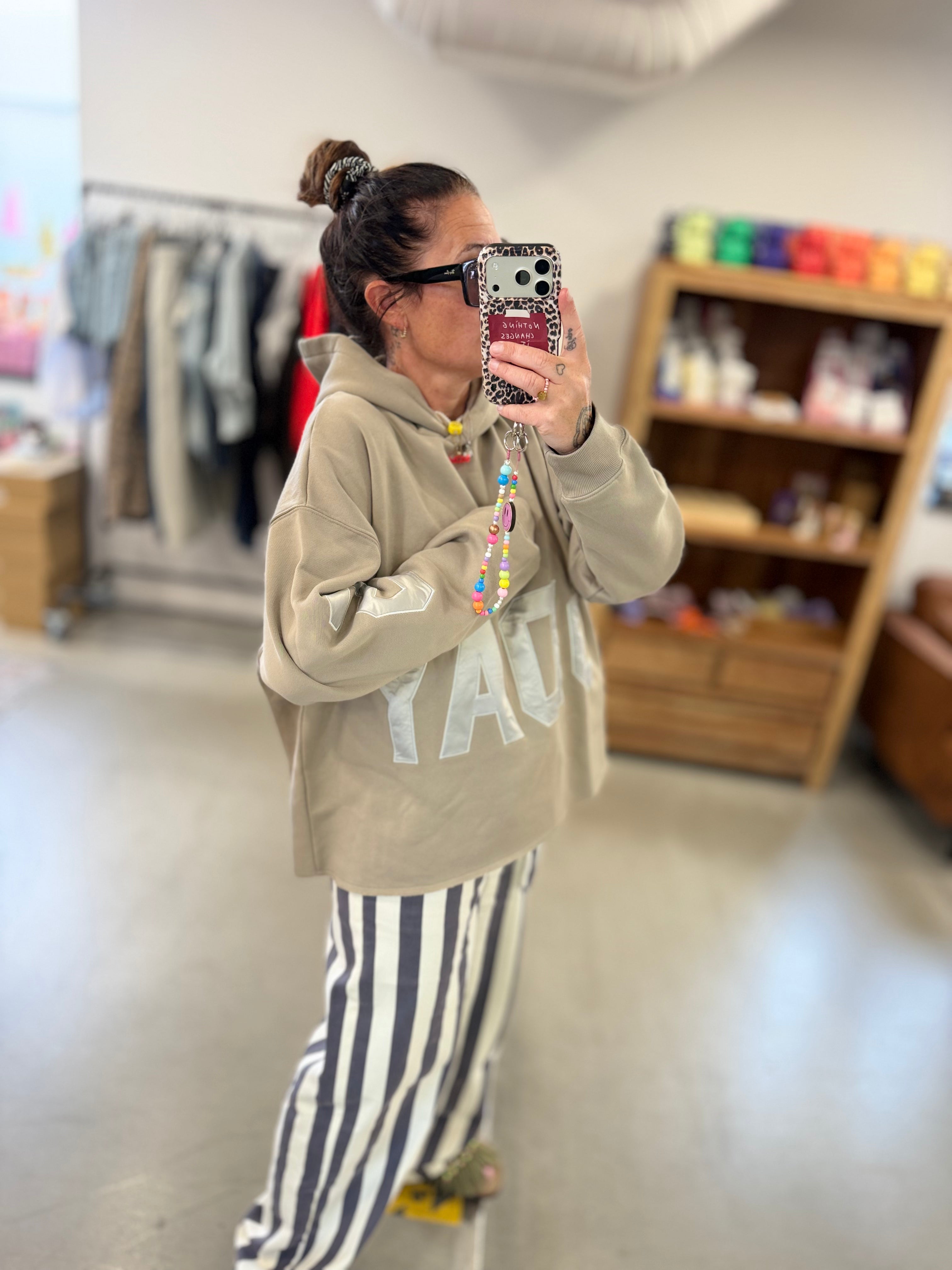 Hoddie 10Days Statement