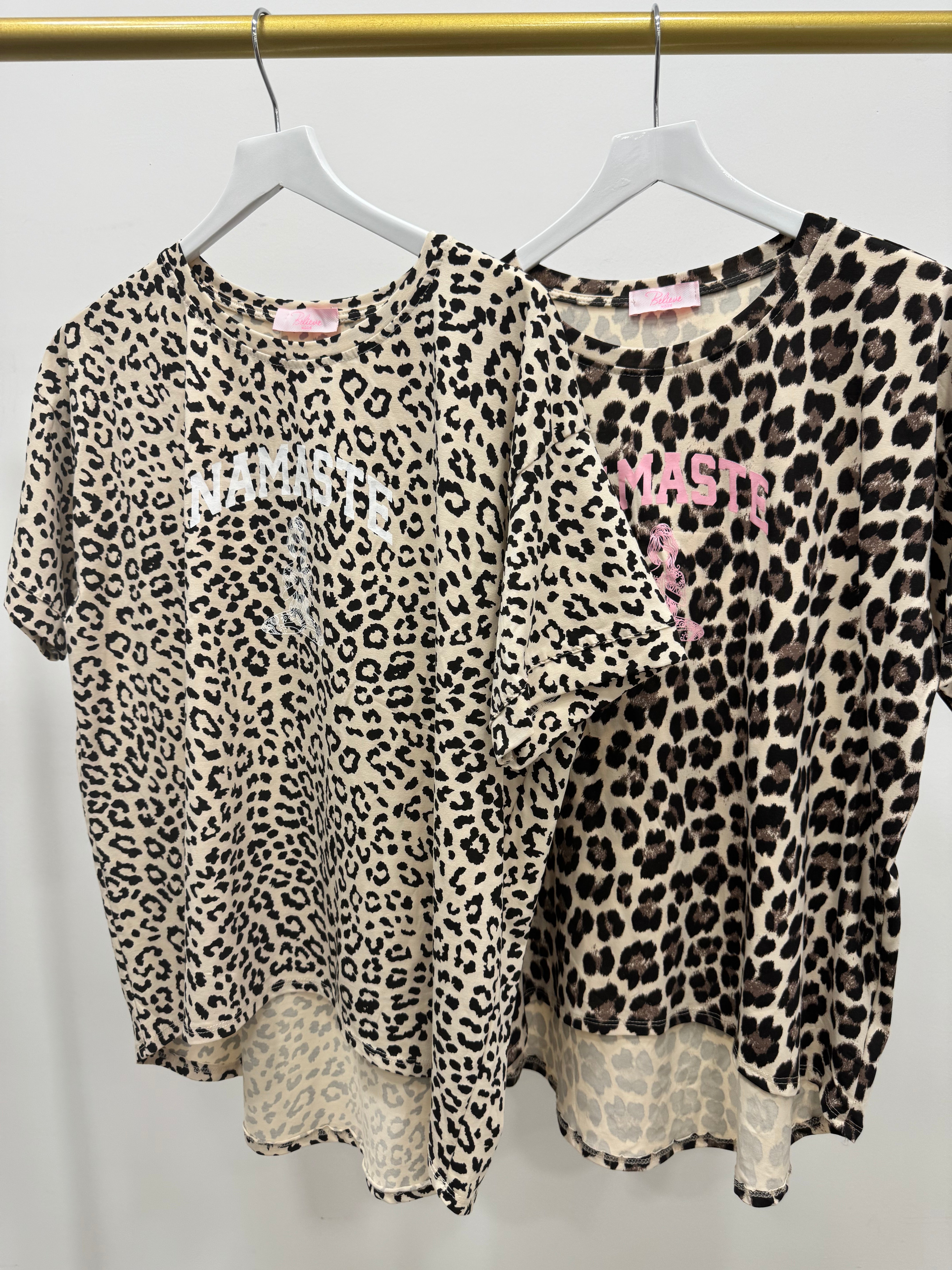 T-Shirt Namaste Leo