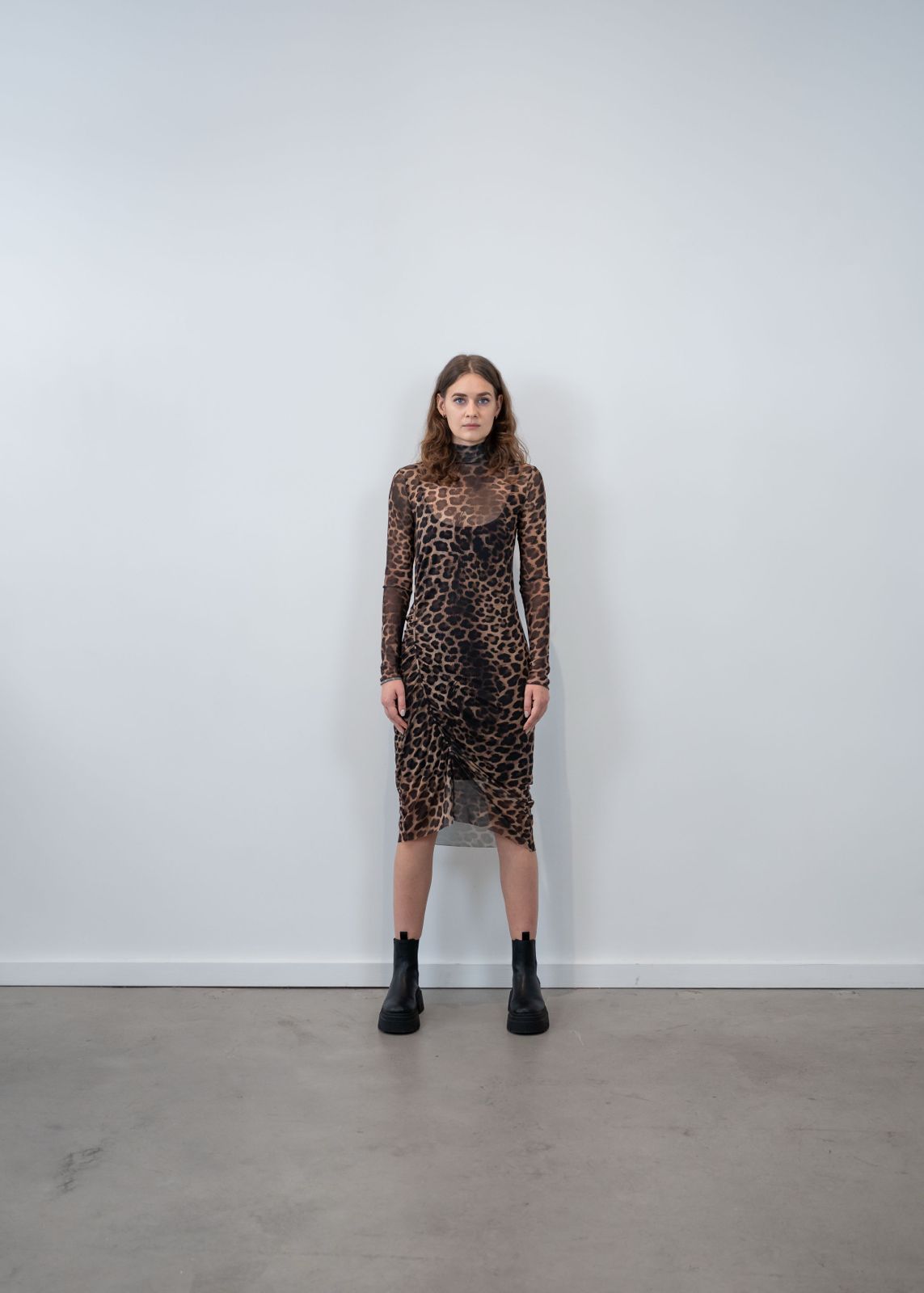 Kleid Outryght Bella Leo