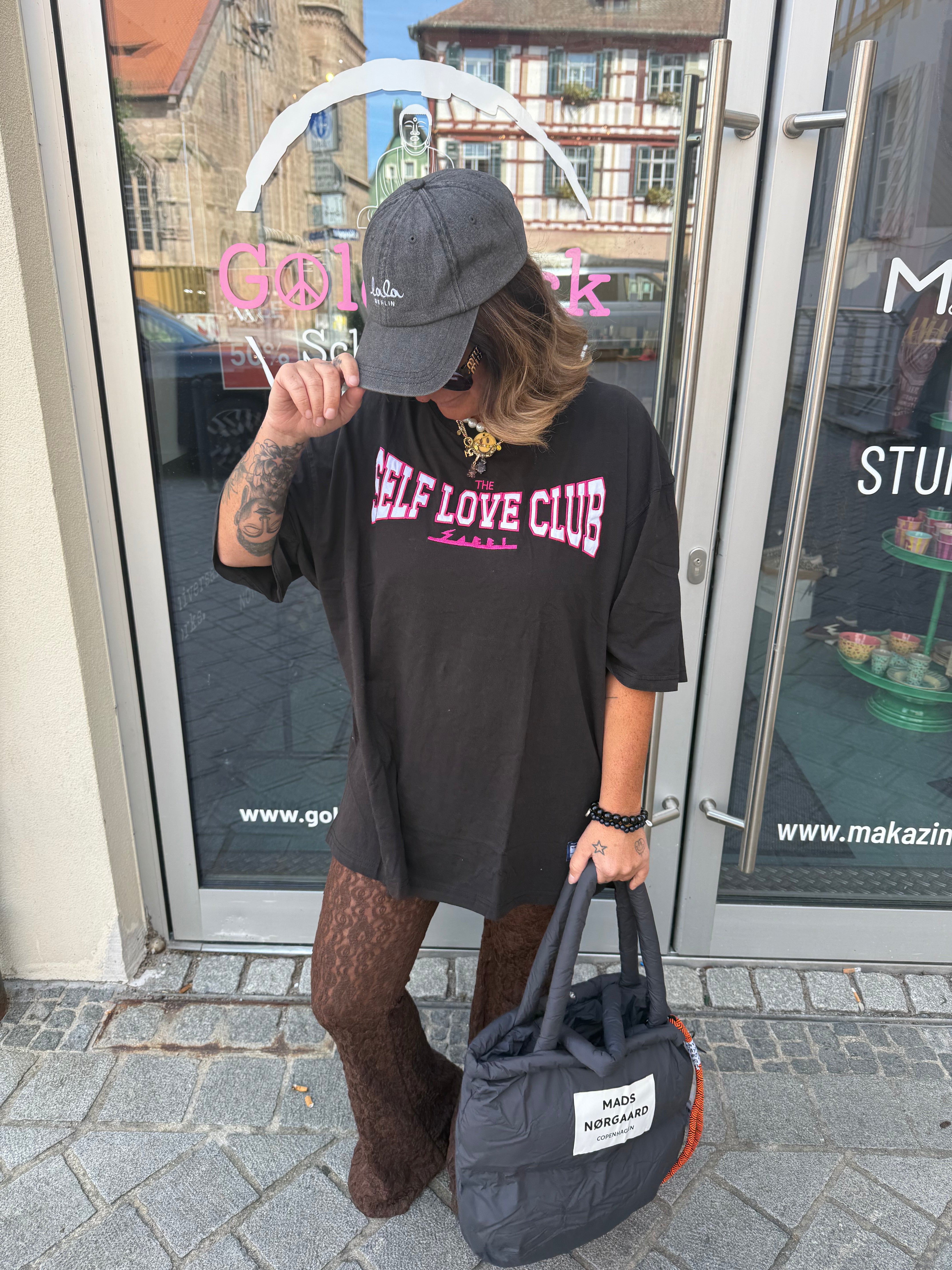 T-Shirt Sabbi Self club black