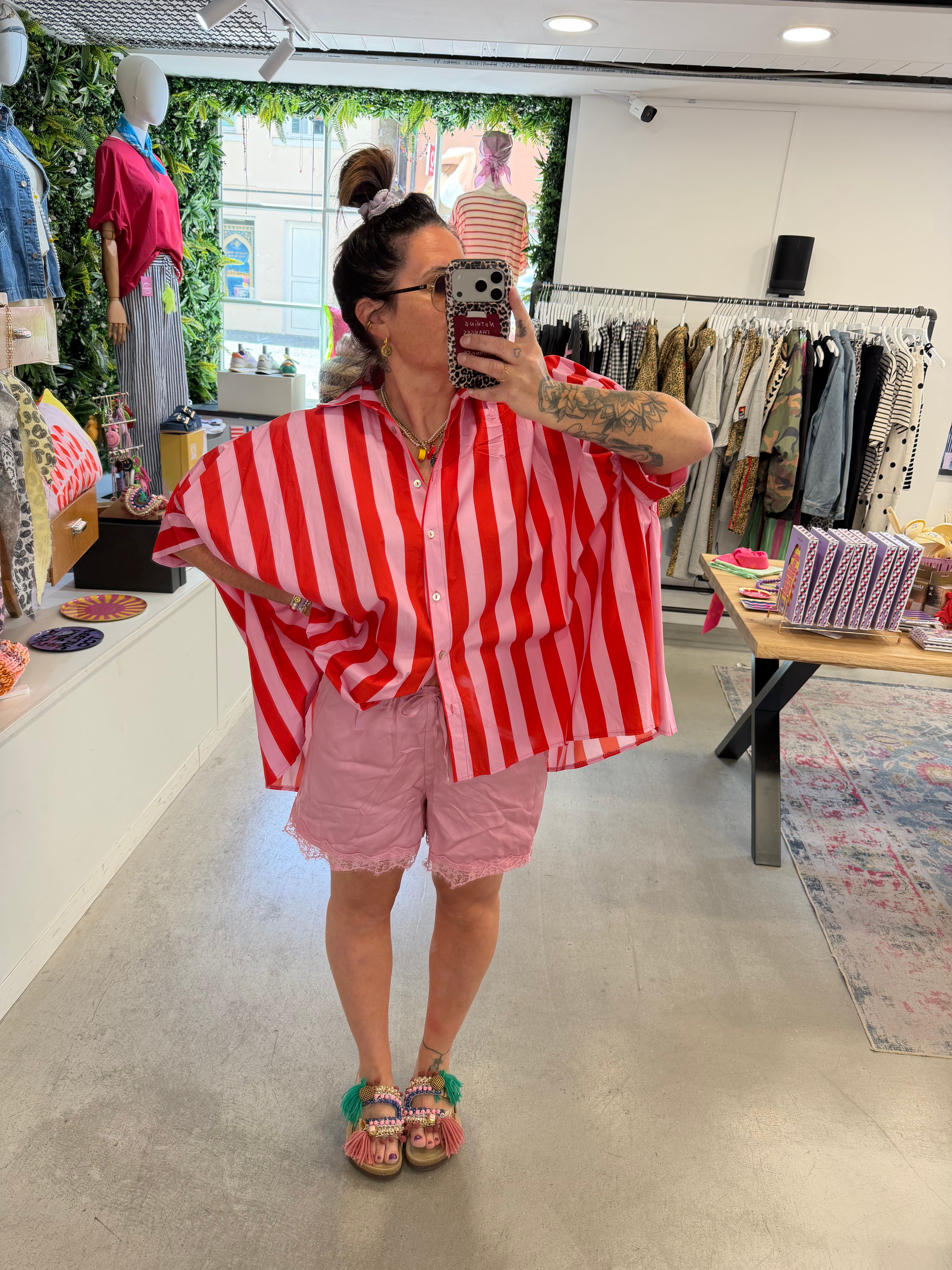 Short Silk