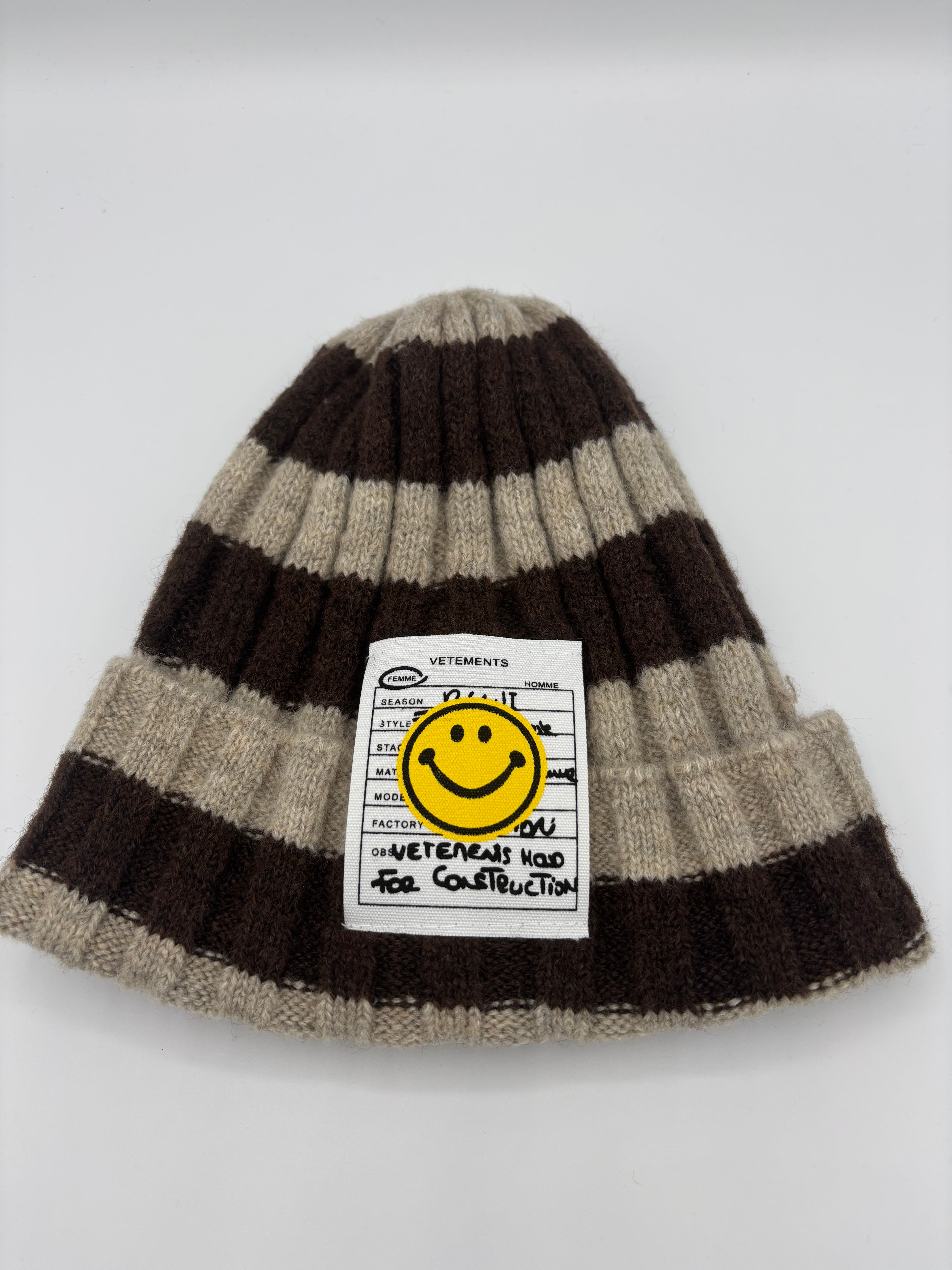 Mütze Smiley Stripe