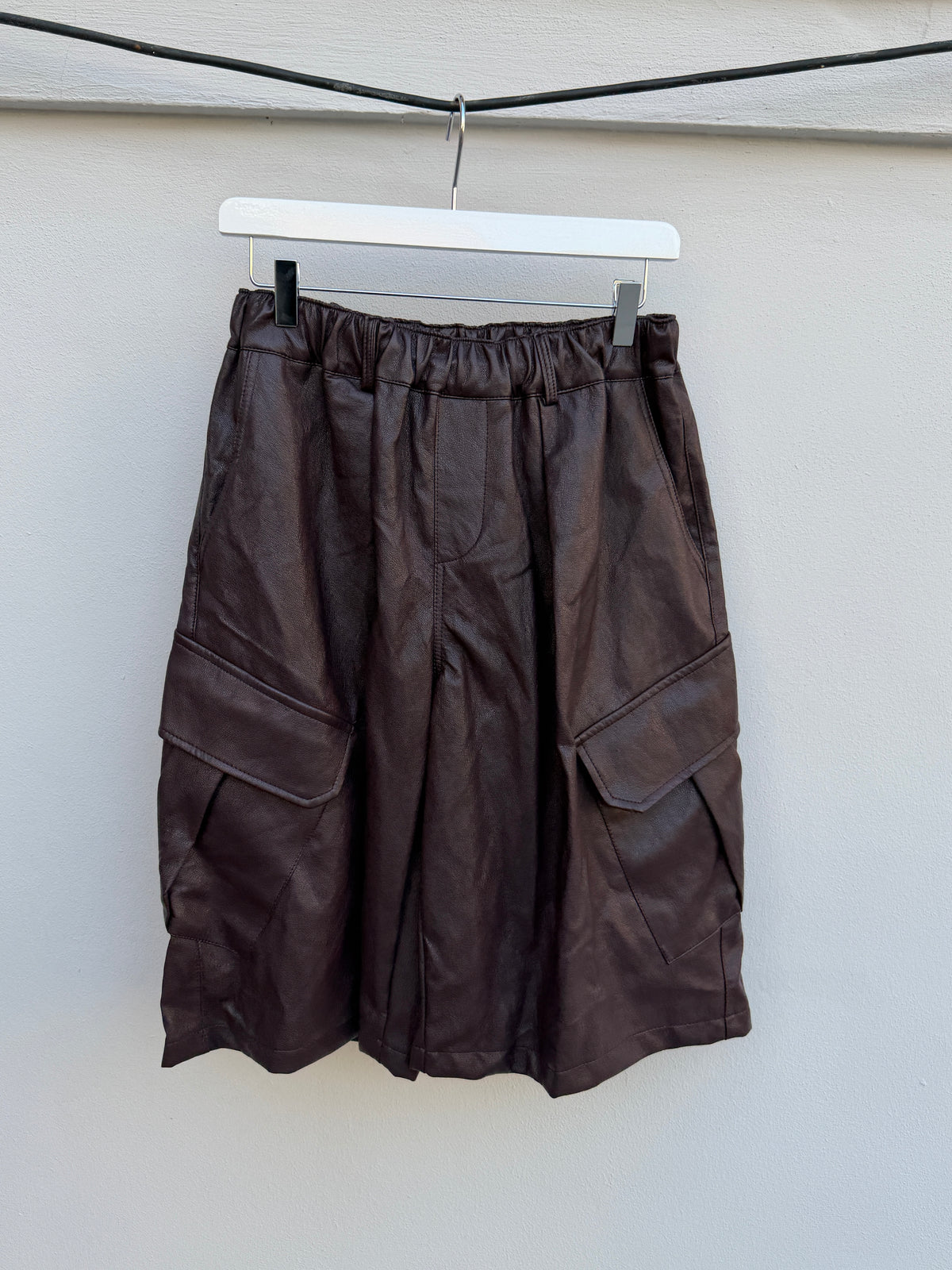 Bermuda fake Leather