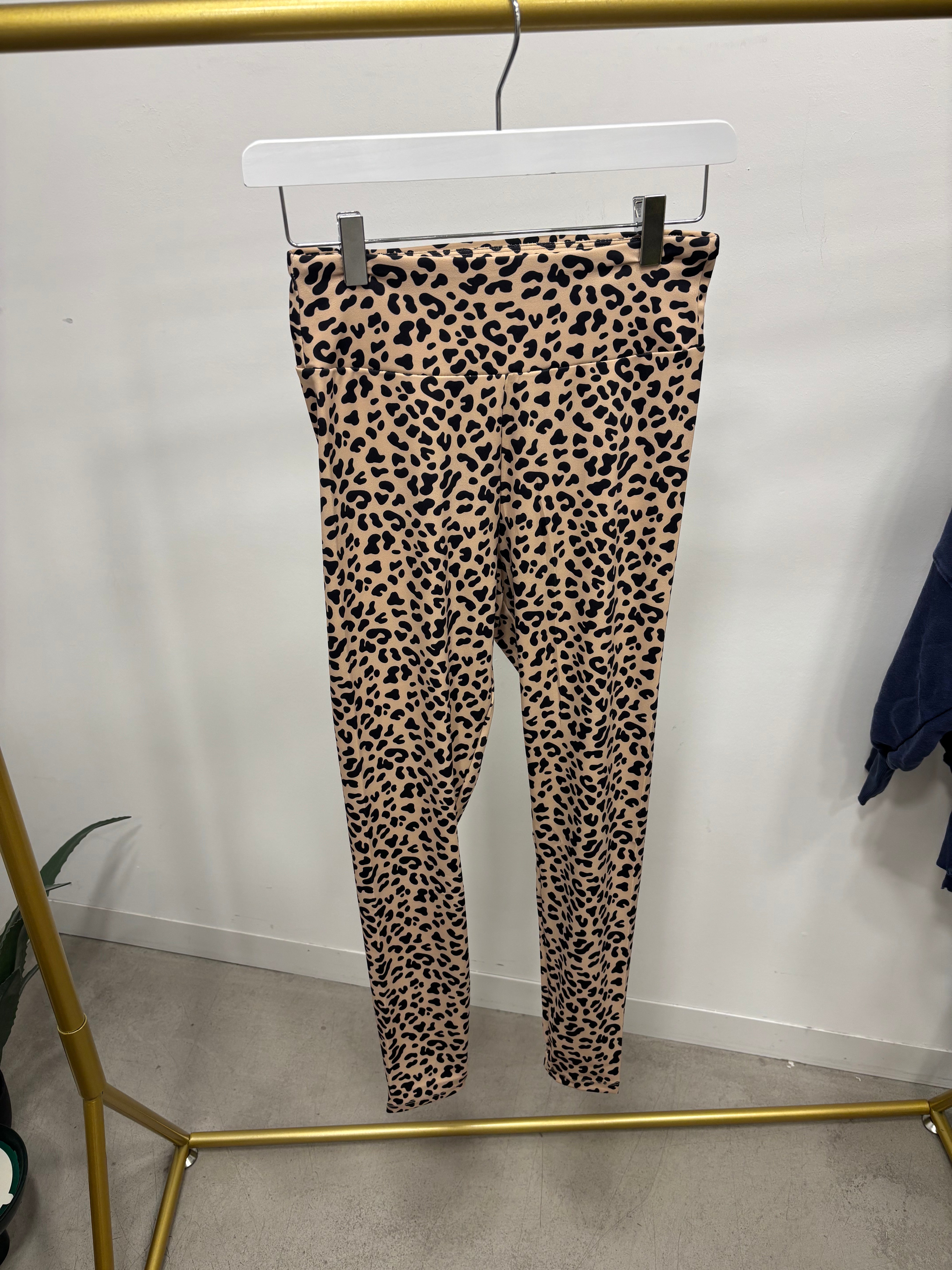 Leo Leggins